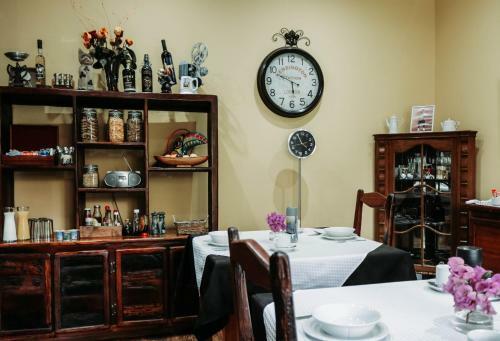 Hostal Danlee Overnight Accommodation