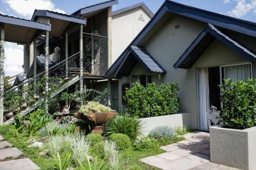 Hostal Danlee Overnight Accommodation
