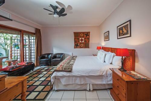 Hostal Happy Jackal Guest House