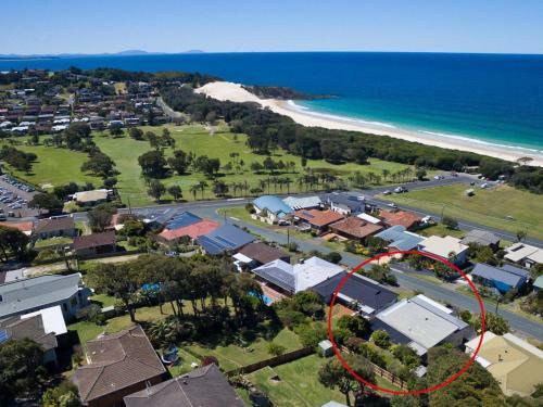 15 Seaview Street