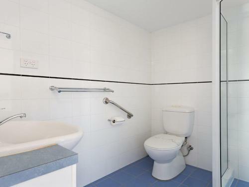 Apartamento Spinnaker 102 - On The Lake!