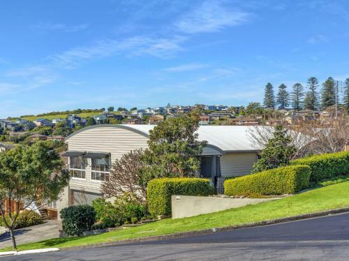 Rendezvous Gerringong 4pm Check Out Sundays