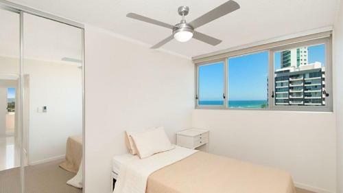 Apartamento Beachfront Apt Main Beach