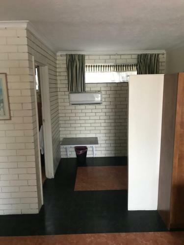 The Queenslander Motel