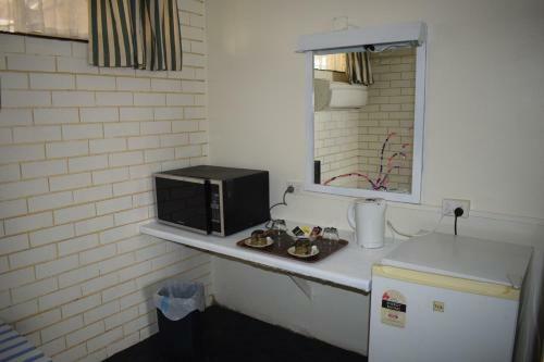 The Queenslander Motel