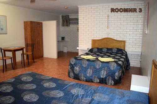 The Queenslander Motel