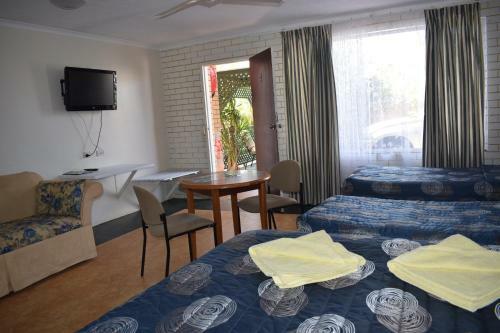 The Queenslander Motel