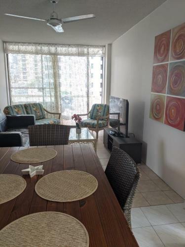 Apartamento Surfers Beach Side