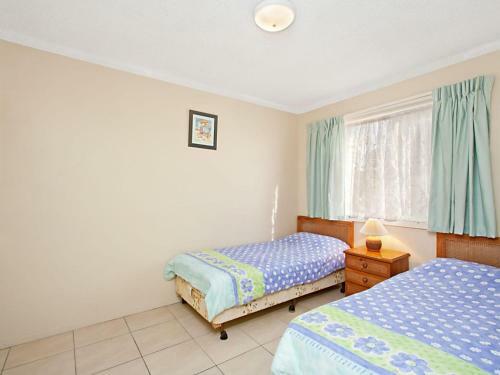 Apartamento Como Unit 5 - Good Value 2 Bedroom Unit