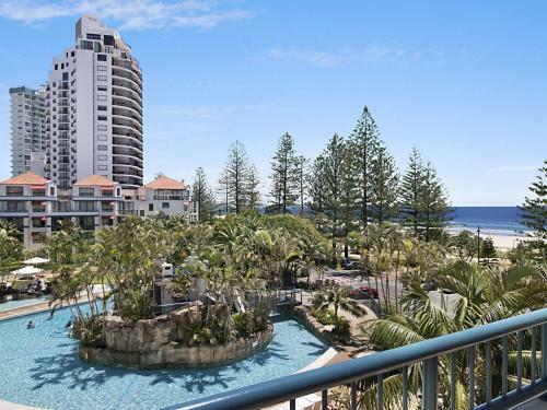 Calypso Plaza Resort Unit 459 - Penthouse Style Apartment