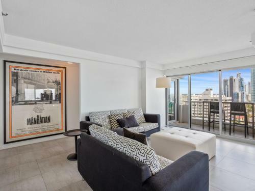 Luxury Marriner Views 2 Bedroom Apartment