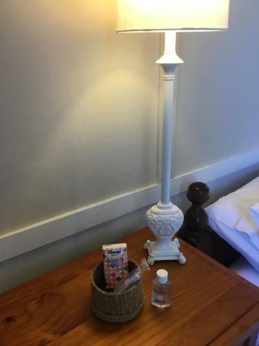 Bed & Breakfast Araluen Historic House Deluxe Room