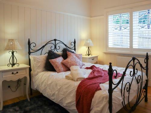 Vintage Charm On St Leonards