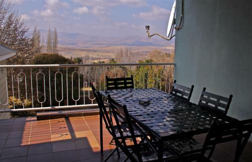Hostal Red Mountain House
