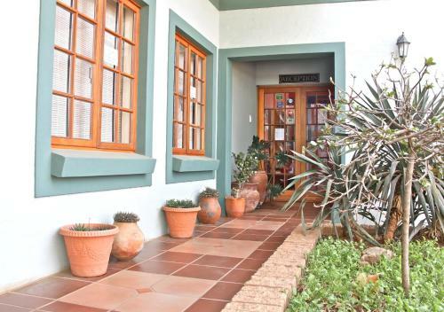 Hostal Red Mountain House