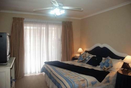 Hostal Bluewater Guesthouse