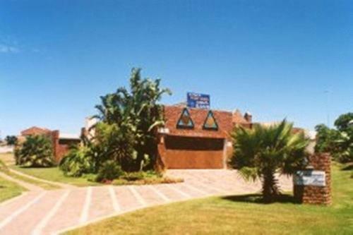 Hostal Bluewater Guesthouse