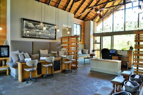 Hotel Bakubung Bush Lodge