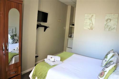 Hostal Indigo Moon Guesthouse