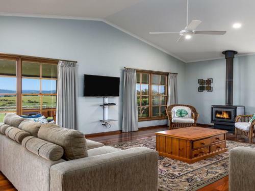 Gull House Kiama 4pm Check Out Sundays