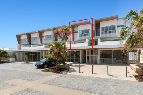 Villa Brand New Ocean Avenue Townhouse
