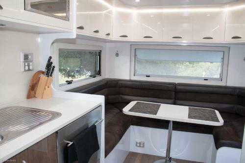 Longford Riverside Caravan Park