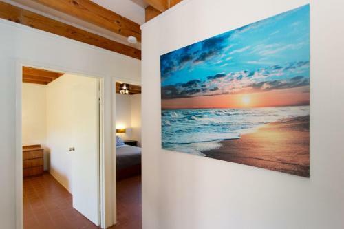 Apartamento Surf And Sunsets, Beach Holiday Home Mandurah