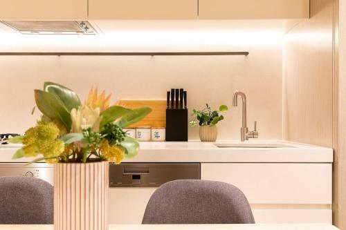 Stunning Opera Apartment-st Kilda Rd