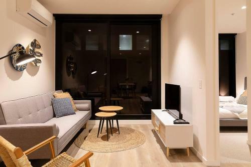 Stunning Opera Apartment-st Kilda Rd