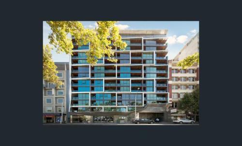Flinders Street Apartments