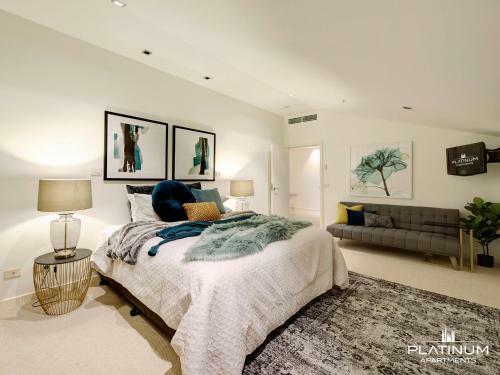 Platinum Apartments At The Victoria Rooftop Penthouse