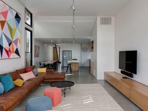 Boutique Stays - Woodfin House
