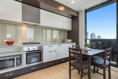 Apartamento 2-bed Unit With Balcony Near Southbank Restaurants