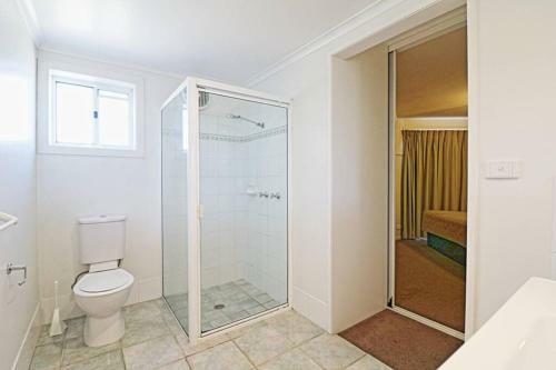 Waterview 8 Luxury Apartment