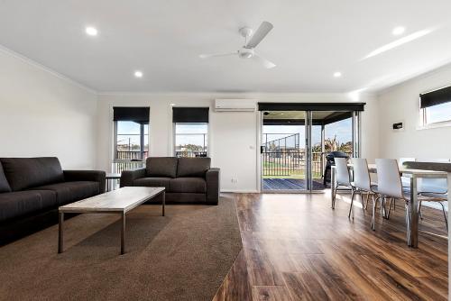 Hotel Moama Waters