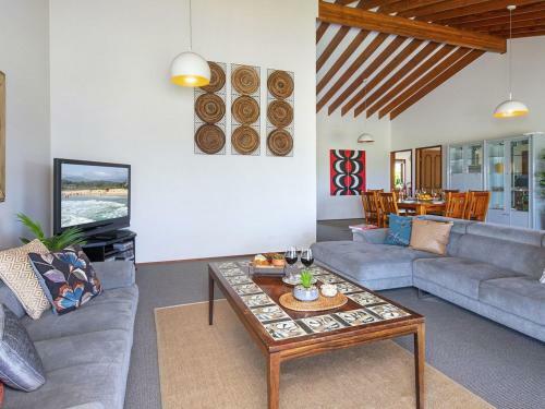 Beach House On Jones Beach - Kiama Accommodation