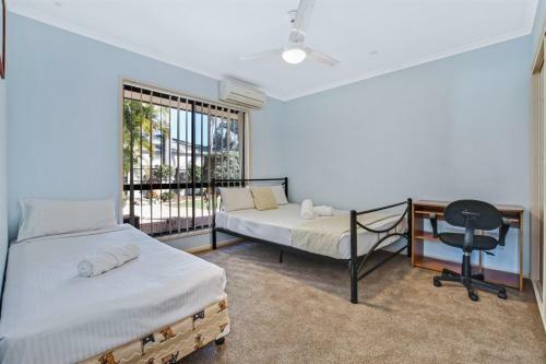 Beautiful Waterfront Home- Chelsea
