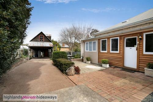 Victoria Cottage