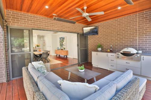 Indulge Luxury Homes - Dockside Marina