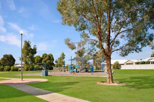 Parkview - Echuca Holiday Homes