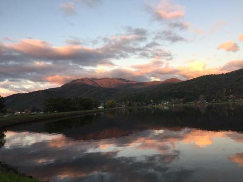 Eco Villa Mt. Beauty-near Falls Creek & Bright