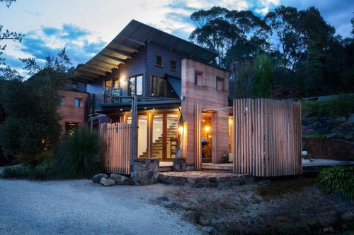 Eco Villa Mt. Beauty-near Falls Creek & Bright