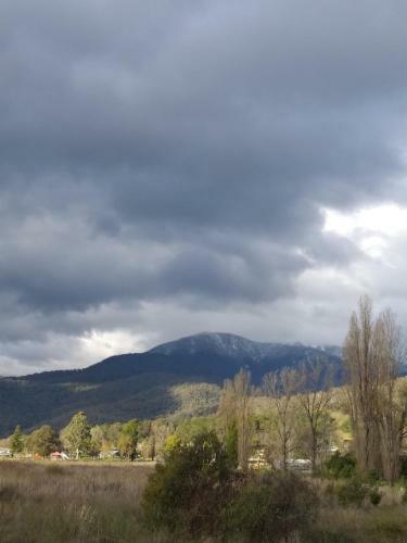 Eco Villa Mt. Beauty-near Falls Creek & Bright