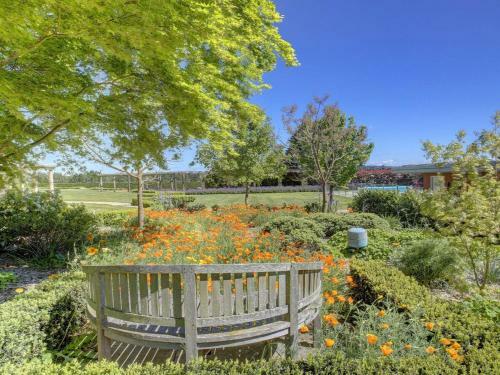 Iona Park - Quintessential Highlands Estate