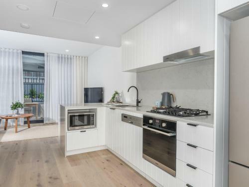 Herald 1-br Apartment - Inner City, Close To Beaches & Harbour