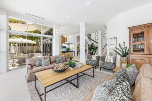 42 Noosa Parade