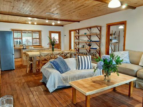 Hostal Stanford Lake Lodge