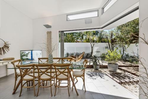 Ultimate Light And Space, Noosa Heads