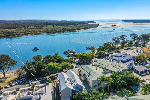 Apartamento Panoramic River And Ocean Views, Noosaville