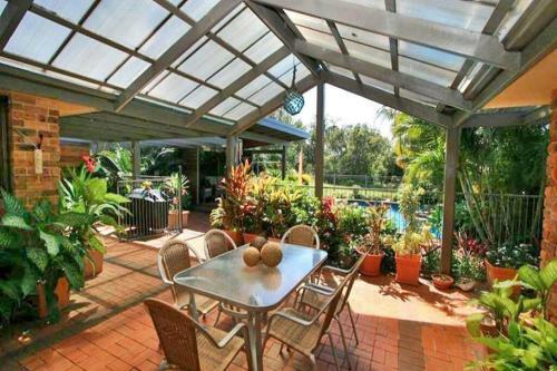 Illalangi - Views, Pool, Walk To Beach